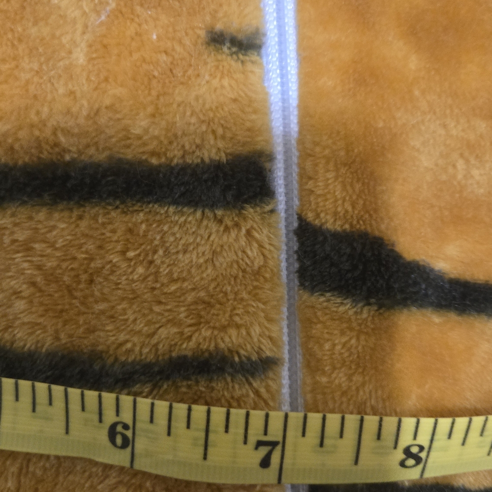 Halloween Plushy Onesie Cotton Lined Big Tiger Head atrached 24 Month ZIP NEW! - Picture 6 of 11